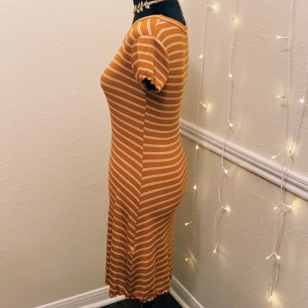Stripped Ruffle Sleeved Dress!!